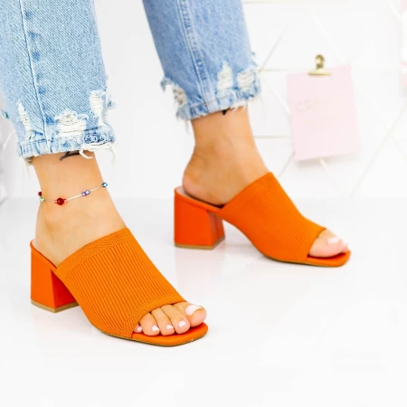 Damenschuhe mit einer dicken Ferse M325-1 Orange Mei