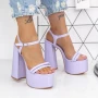 Sandalen mit einer dicken Ferse und 2xkk75 Plattform lila | Mei