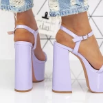 Sandalen mit einer dicken Ferse und 2xkk75 Plattform lila | Mei