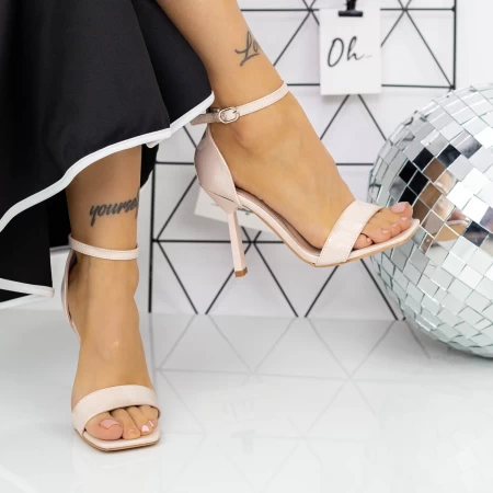 Sandalen mit einem dünnen Absatz 2xkk72 Beige | Mei