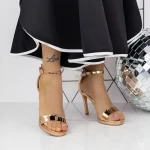 Sandalen mit einem dünnen Absatz 2xkk90 Champagner | Mei