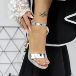 Sandalen mit einem dünnen Absatz 2xkk90 Silber Mei