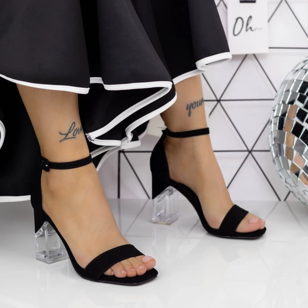 Sandalen mit dicken Absätzen 2xkk113 schwarz | Mei