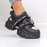 Sportschuhe auf der schwarzen D10 -Plattform Mei