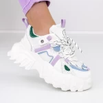Sportschuhe auf der 2311 Blue -Plattform Mei
