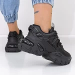 Sportschuhe auf der Plattform 2023-12 Black | Mei