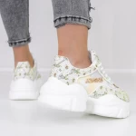 Sportschuhe auf der 667 weißen Plattform Mei