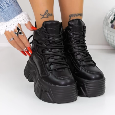 Stiefel auf der 3SJN3 -Plattform Black | Mei