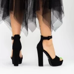 Sandalen mit einer dicken Ferse und KV50 -Plattform schwarz | Mei