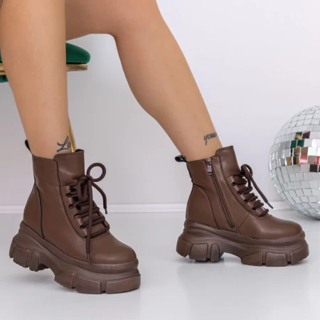 3sjn6 Stiefel braun Mei