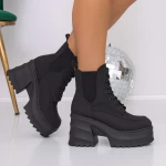 Stiefel auf der 3SJN8 -Plattform Black | Mei