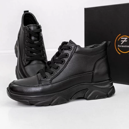 M3055 Schwarze Stiefel Gebildet