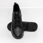 M3055 Schwarze Stiefel Gebildet