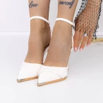 3DC28 Beige Stifte Mei