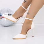 3DC28 Beige Stifte Mei