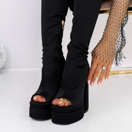 Frauenstiefel mit einer dicken Ferse und einer 3LB7 -Plattform schwarz | Mei