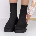 3B12 Schwarze Stiefel Mei