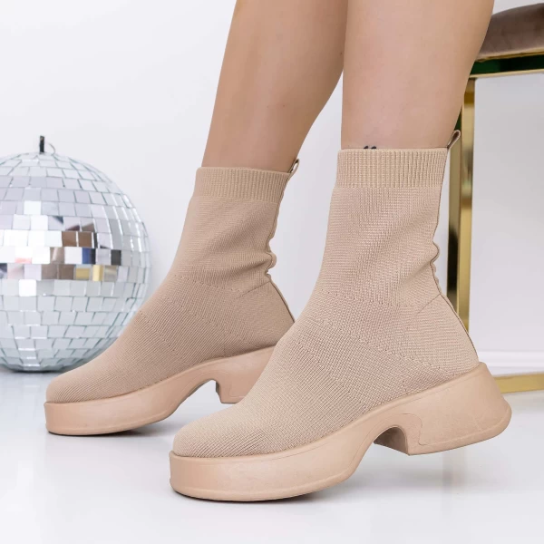 3B12 Beige Stiefel Mei