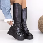 Stiefel auf der 3WL29 -Plattform Black | Mei