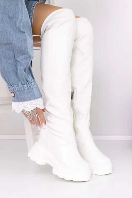 Stiefel auf der 3WL53 -weißen Plattform Mei
