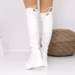Stiefel auf der 3WL53 -weißen Plattform Mei