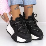 Sportschuhe auf der schwarzen Plattform 3SZ13 Mei