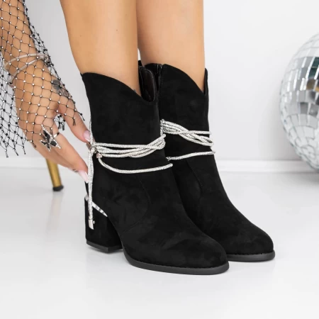 Kurze Stiefel mit einer dicken Absatz 3jf11 Black | Mei