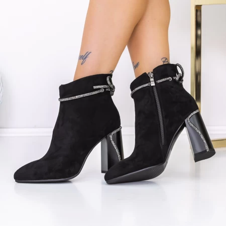 Kurze High Heels und 3C3 -Plattform schwarz | Mei