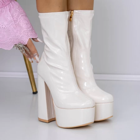 Kurze High Heels und 3LB10 Beige Mei
