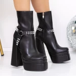 Kurze High Heels und 3LB9 -Plattform schwarz Mei