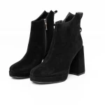 Kurze Stiefel mit einer dicken Ferse M03-05A Black Jose Simon