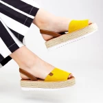 Sandalen auf der WH1932 -Plattform Gelb Mei