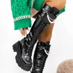 Stiefel auf der 3WL22 -Plattform schwarz | Mei