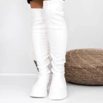 Stiefel auf der 3WL56 -weißen Plattform Mei