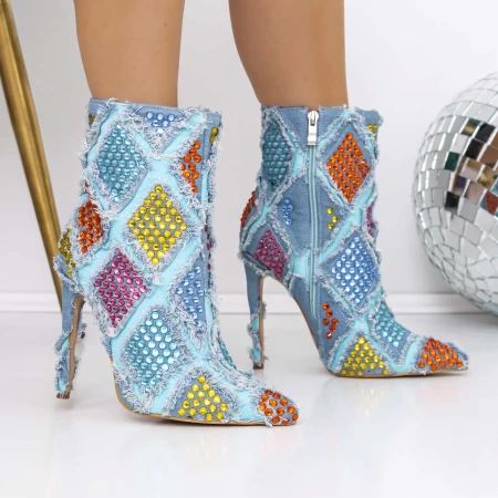 Kurze Stiefel mit einem dünnen Absatz 3W9 Blau Mei