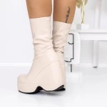 Kurze High Heels und 3yl3 Beige Mei