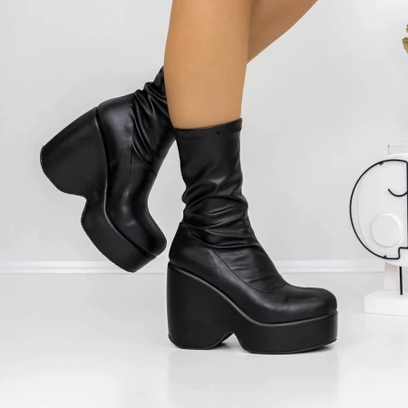 Kurze High Heels und 3yl3 Plattform Black | Mei