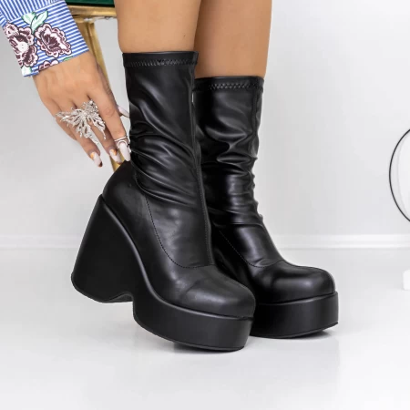 Kurze High Heels und 3yl3 Plattform Black | Mei
