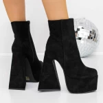 Kurze High Heels und 3QF8 -Plattform schwarz | Mei