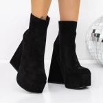Kurze High Heels und 3QF8 -Plattform schwarz | Mei