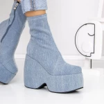 Kurze High Heels und 3MN1 Plattform hellblau Mei