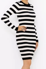 Frauenkleid NG-2370 Weißschwarz Kikiriki