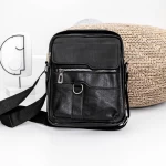 Herren F-1 Black Bag Almat