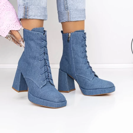 Kurze High Heels und 3KV20 Plattform Light Blue | Mei