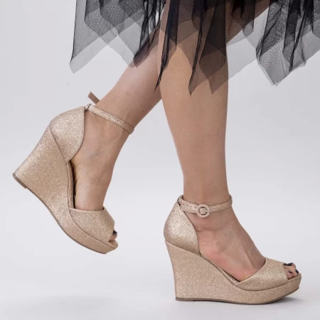 Sandalen auf der XDT271A Champagner -Plattform Mei