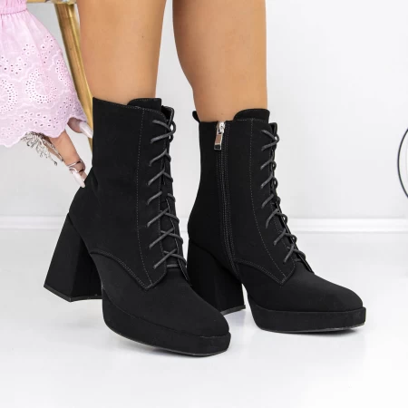 Kurze High Heels und 3KV20 -Plattform schwarz Mei