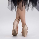 Sandalen auf der XDT271A Champagner -Plattform Mei