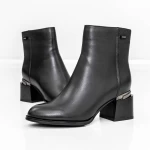 Kurze Stiefel mit einer dicken Ferse K5830-5046A Black Jose Simon