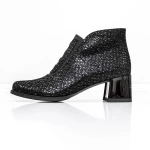 Kurze Stiefel mit einer dicken Ferse KD3-1A Black Jose Simon
