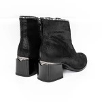 Kurze Stiefel mit einer dicken Ferse KD18-30B Black Jose Simon